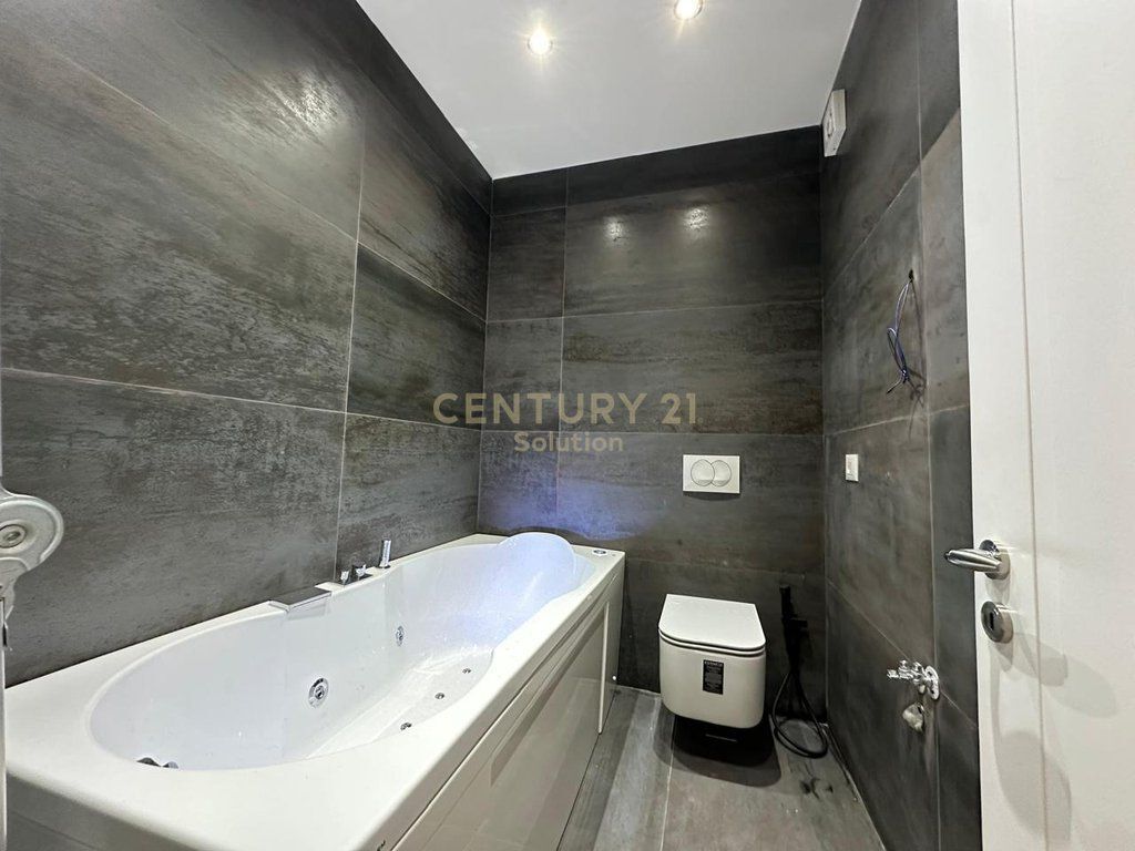 FOR RENT MODERN APARTMENT 2+1+2 TOILETS NEAR OZONE, ASTIR!
