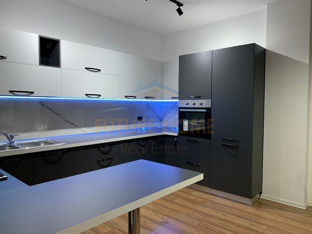 Rent, Apartment 1+1, Elbasan Street, Near Ambassador 1.