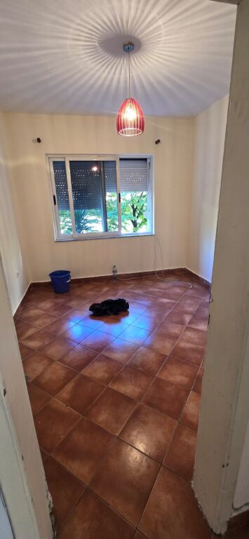 SHITET APARTAMENT MYSLYM SHYRI