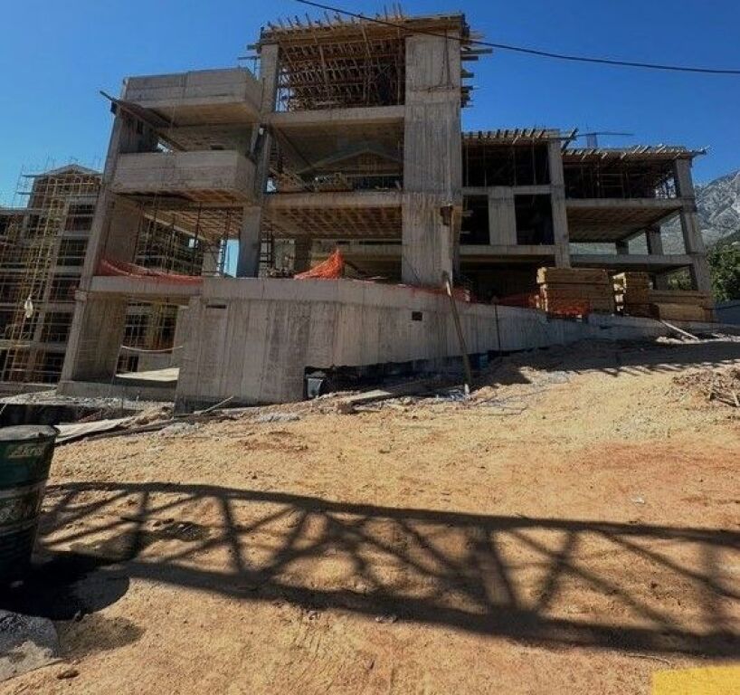 Shitet, Apartament 1+1, Dhermi