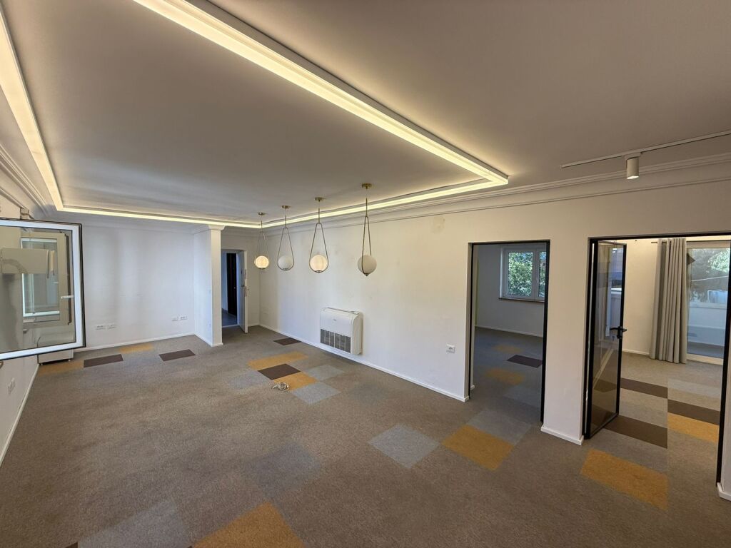 🏢✨ ME QIRA | ZYRË PREMIUM – ZOGU I ZI ✨🏢