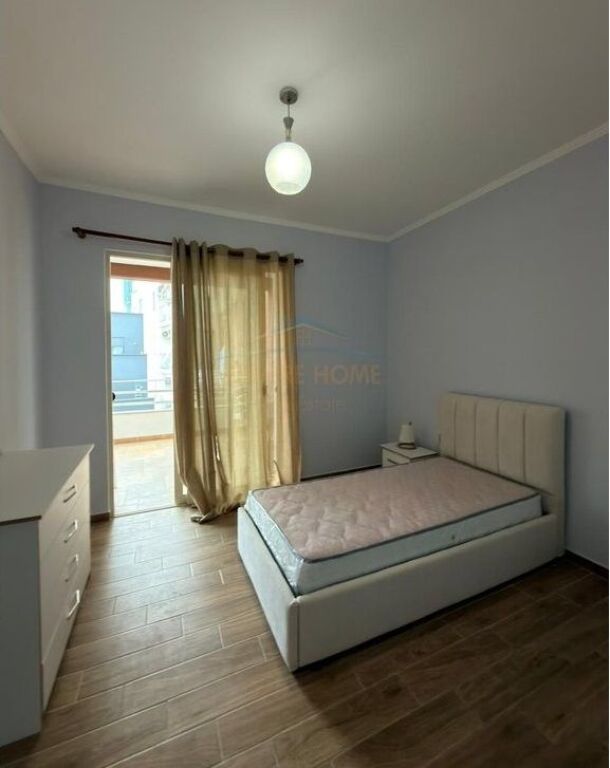 Shitet, Apartament 2+1+2, Rotonda e Astirit, Tirane.