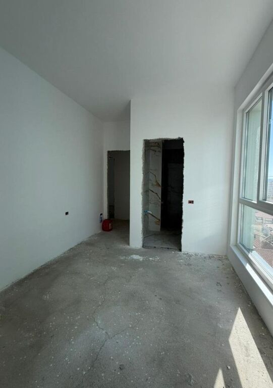 Shitet apartament 3+1+2 tualete &amp; depo Splendor Residence