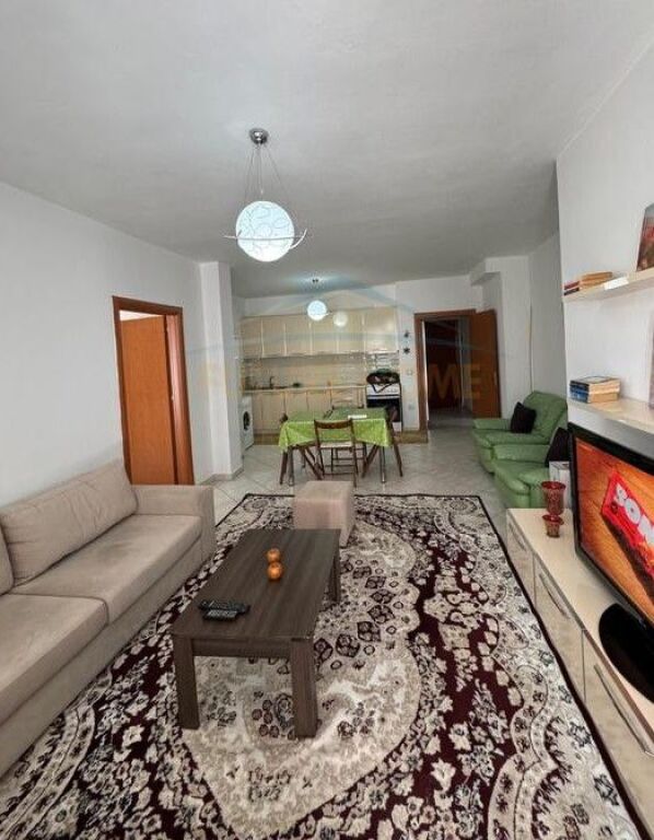 Qera, Apartament 1+1, Fresk