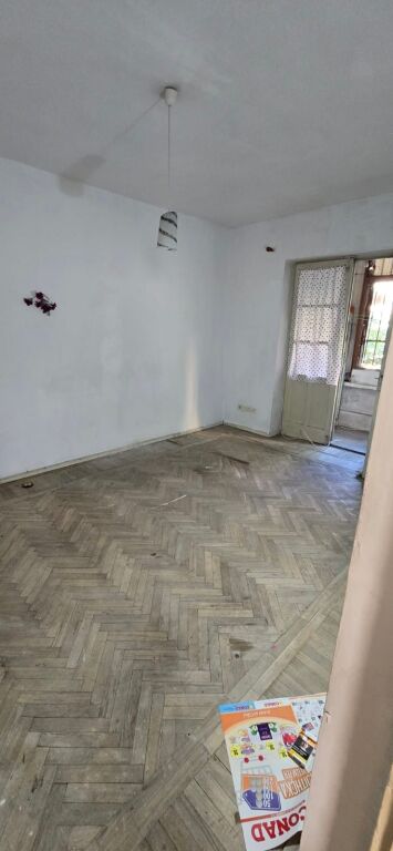 Shitet apartament 2+1 tr Myslym Shyri!