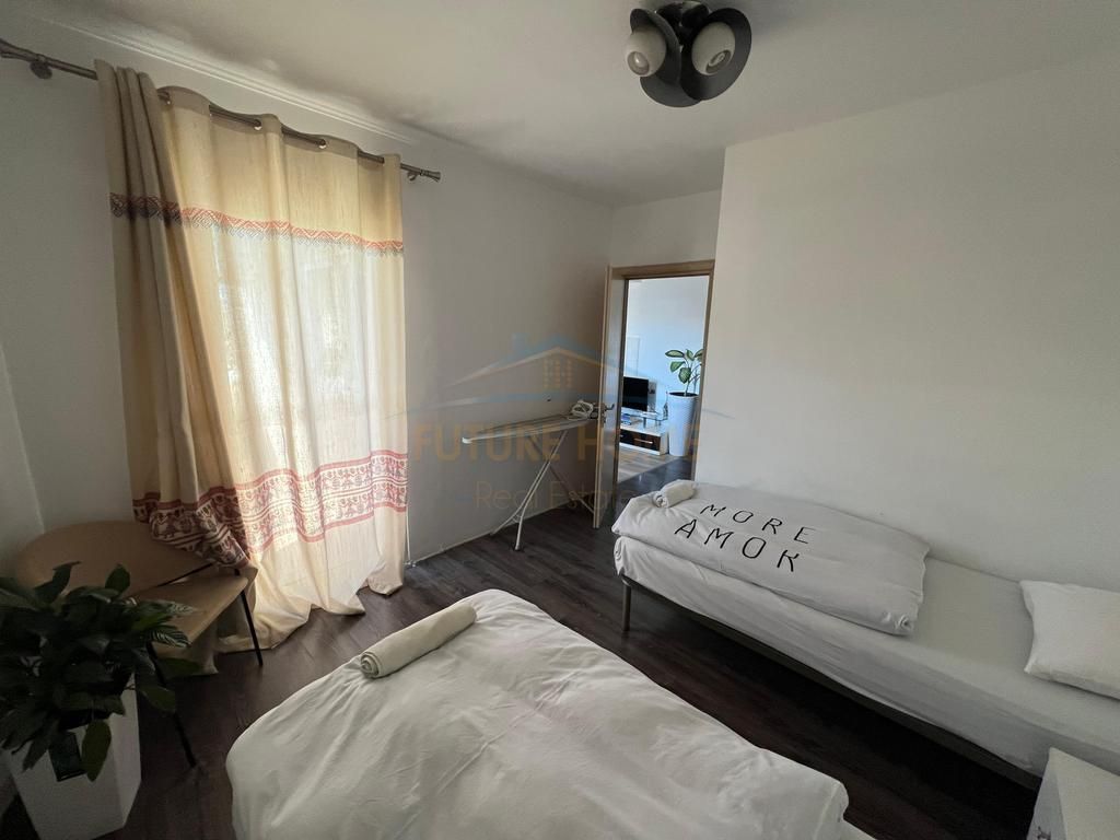 Shitet, 2 Apartamente, 2+1, Hilton Garden, Tirane