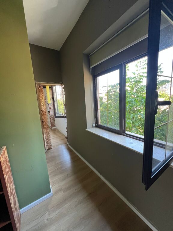 2 APARTMENTS FOR AIRBNB ARE GIVEN