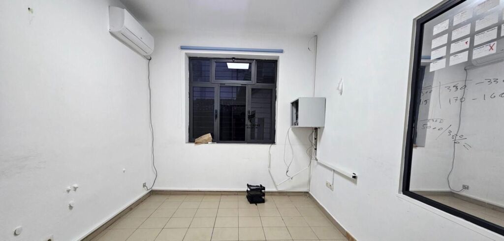 UFFICIO IN AFFITTO 140M2 PAZARI I RI 750 EURO FH-71915