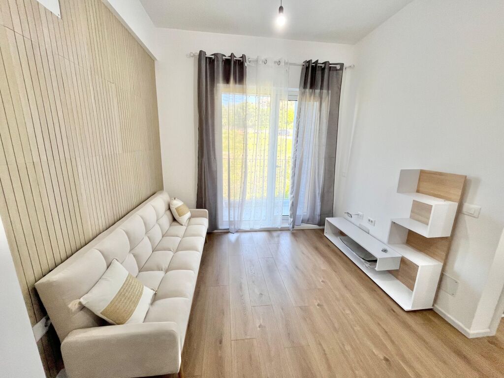 Apartament 1+1 për qira Tek oxa Fresk