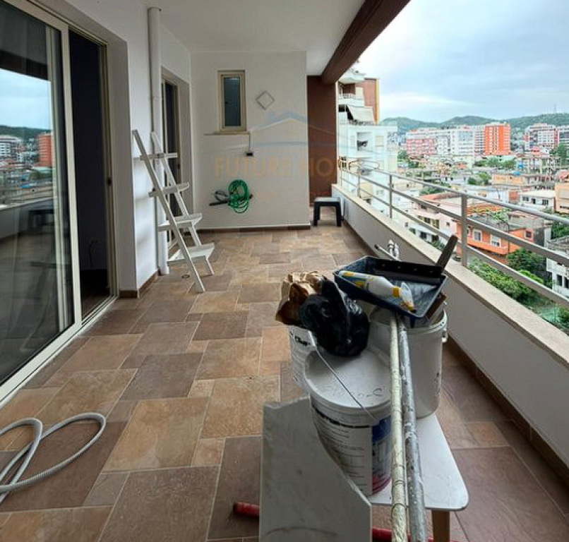 Shitet, Apartament 2+1+2, Rotonda e Astirit, Tirane.