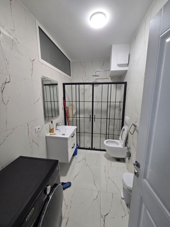 Apartament 2+1 me qira Rruga e Durresit