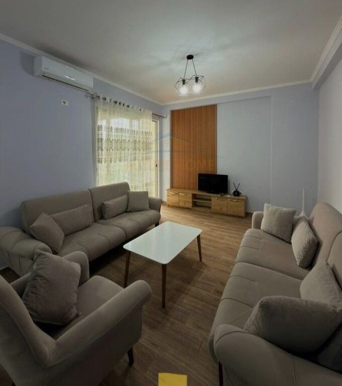 Shitet, Apartament 2+1+2, Rotonda e Astirit, Tirane.