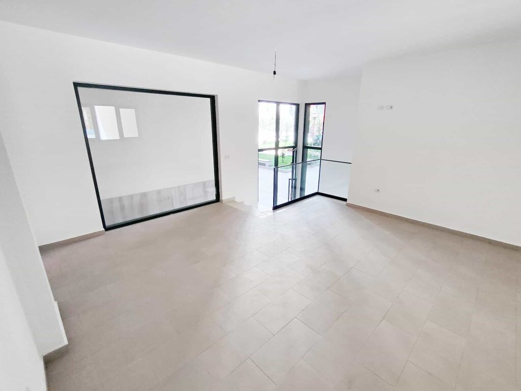 Dyqan per shitje ne Astir (ID BD1172) Tirane