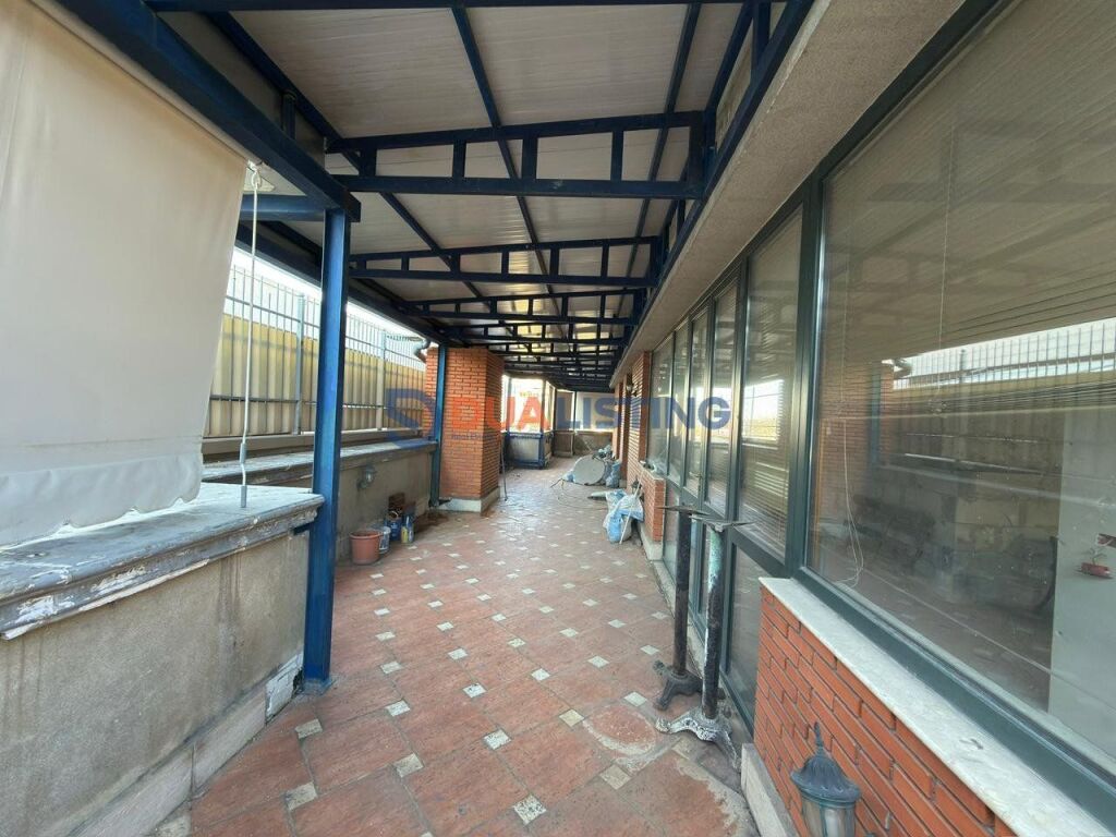 Vendesi Appartamento 3+1+2 + Veranda + Posto Auto 📍 Vicino a Coin, Via “Themistokli Germenji”