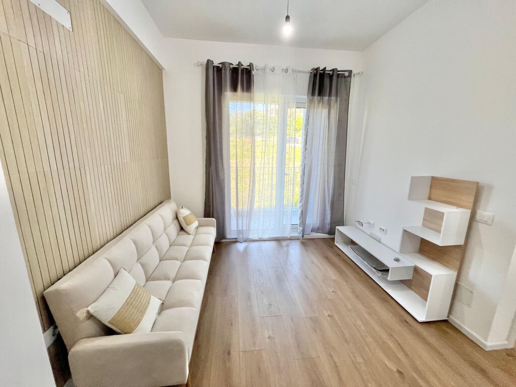 Apartament 1+1 për qira Tek oxa Fresk