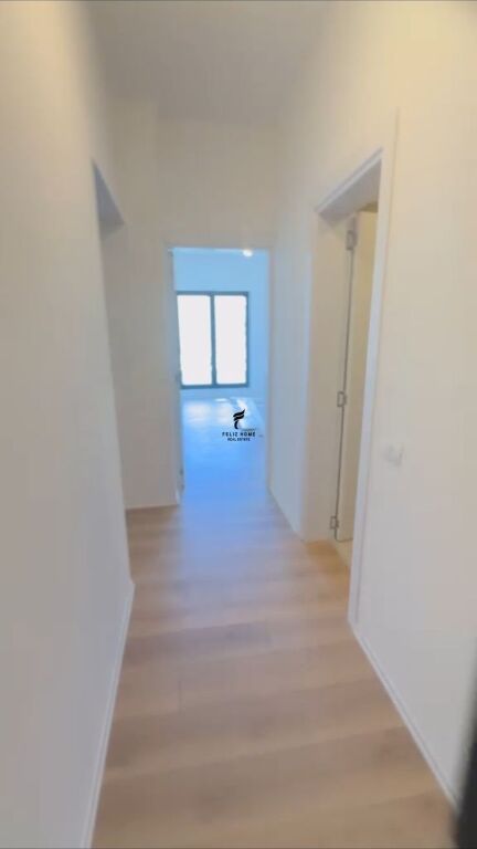 ZYRE ME QERA 60M2 PAZARI I RI 75.000 LEKE FH-71965