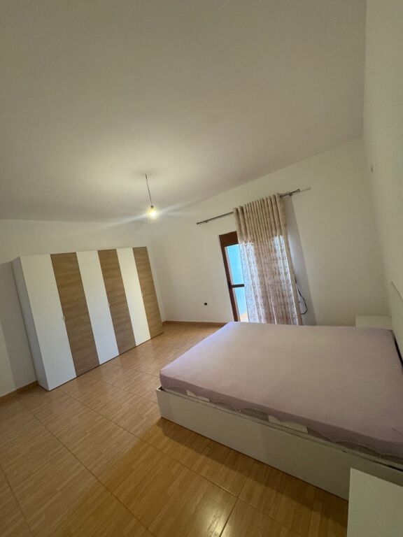 Apartment 2+1 for rent on Siri Kodra Street!