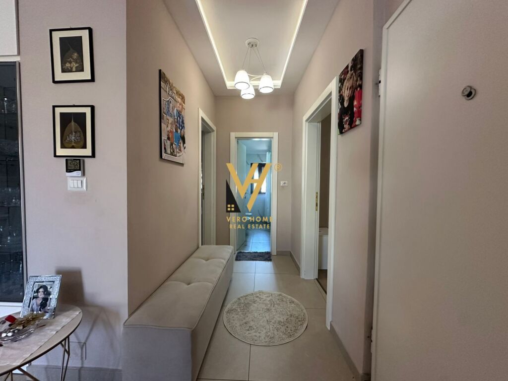 JEPET APARTAMENT 2+1+VERANDE ME QIRA TEK OXHAKU 750 EURO
