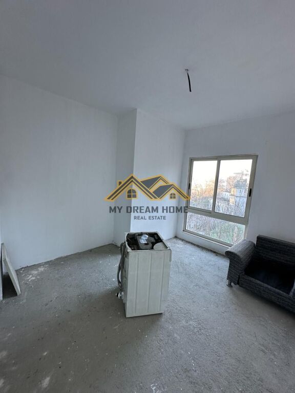 SHESIM APARTAMENT 1+1 TEK VILA E ZOGUT!