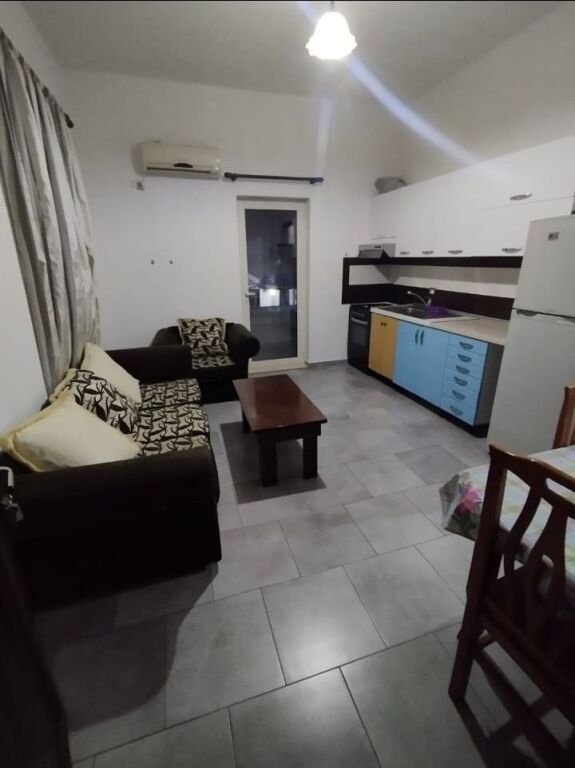 Apartament 2+1 me qera tek Kodra e Priftit