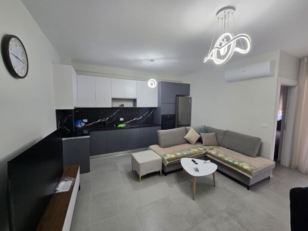 Apartament 2+1 me qira Rruga e Durresit