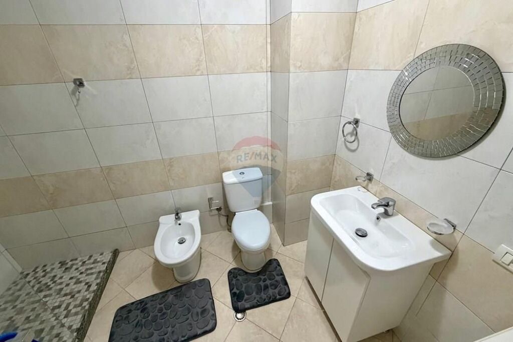Apartament 2+1+2 me qera Kopshti Botanik