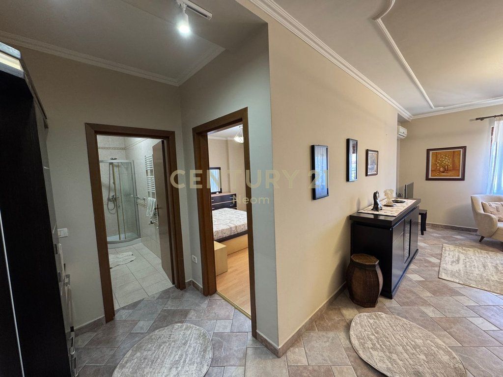 QIRA, APARTAMENT 1+1 TE SHKOLLA E BALETIT!