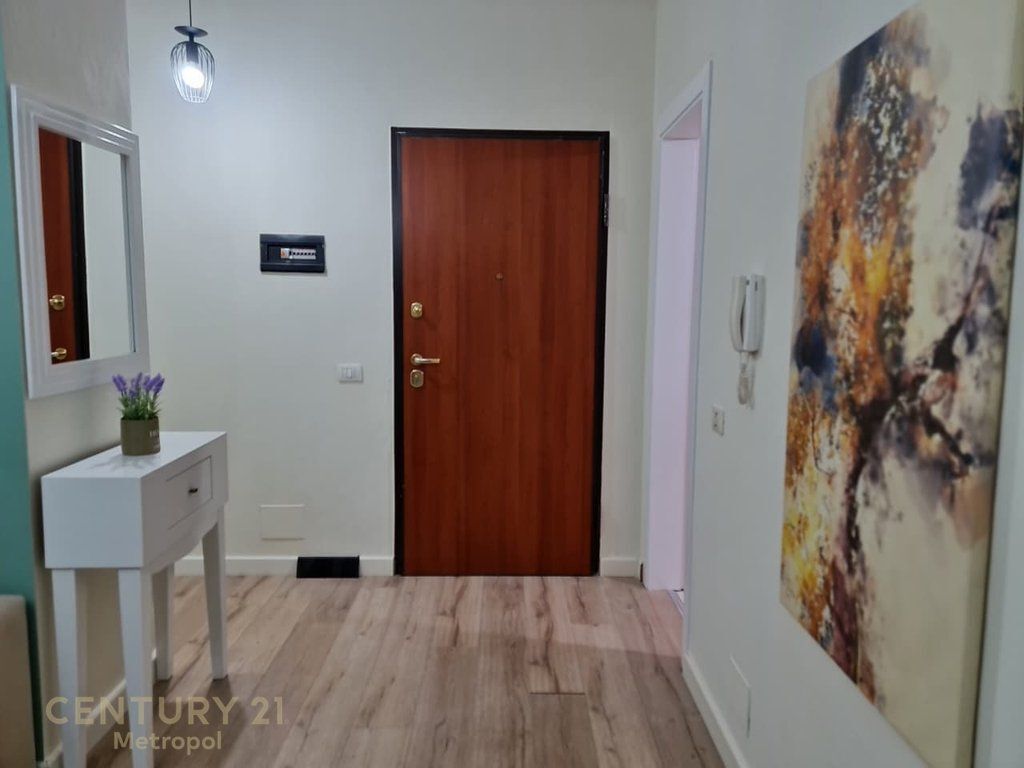 APPARTAMENTO IN AFFITTO 1+1, PALAZZI CABEJ-MISTO MAME! 400 € /Mese Sup. Totale 75m2