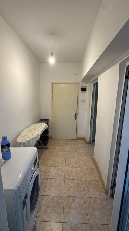 1+1,arredato presso l'ex ristorante Durres,400 mila lek
