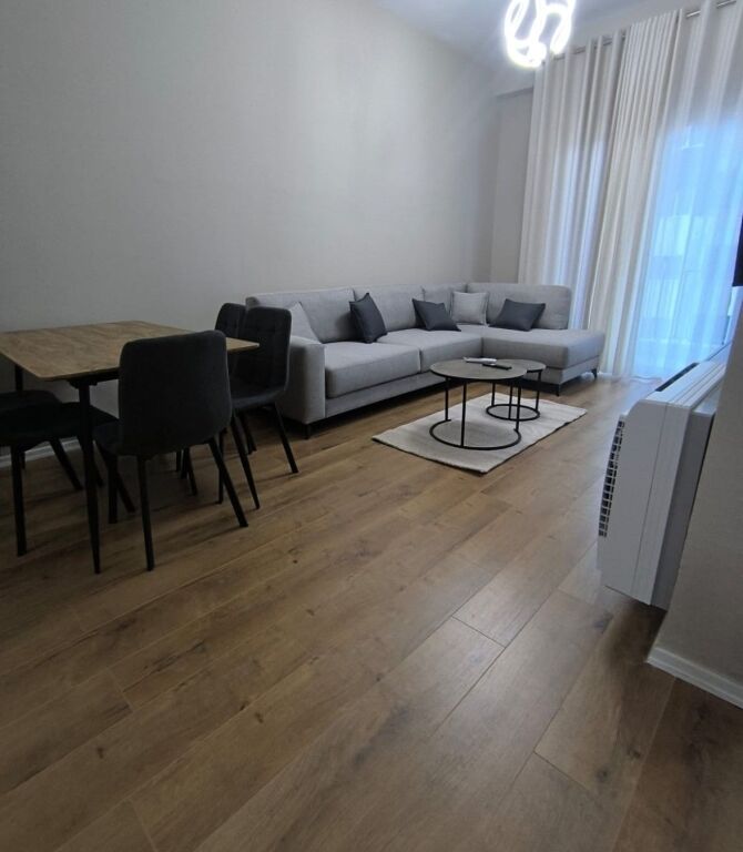 Jepet me qira apartament 1+1 – Kompleksi Aura