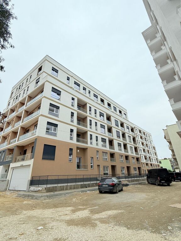 Shitet Apartament 1+1 ne Golem,Durres