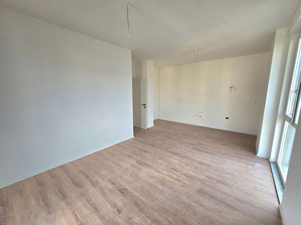 Apartment 2+1 for Sale in Paskuqan