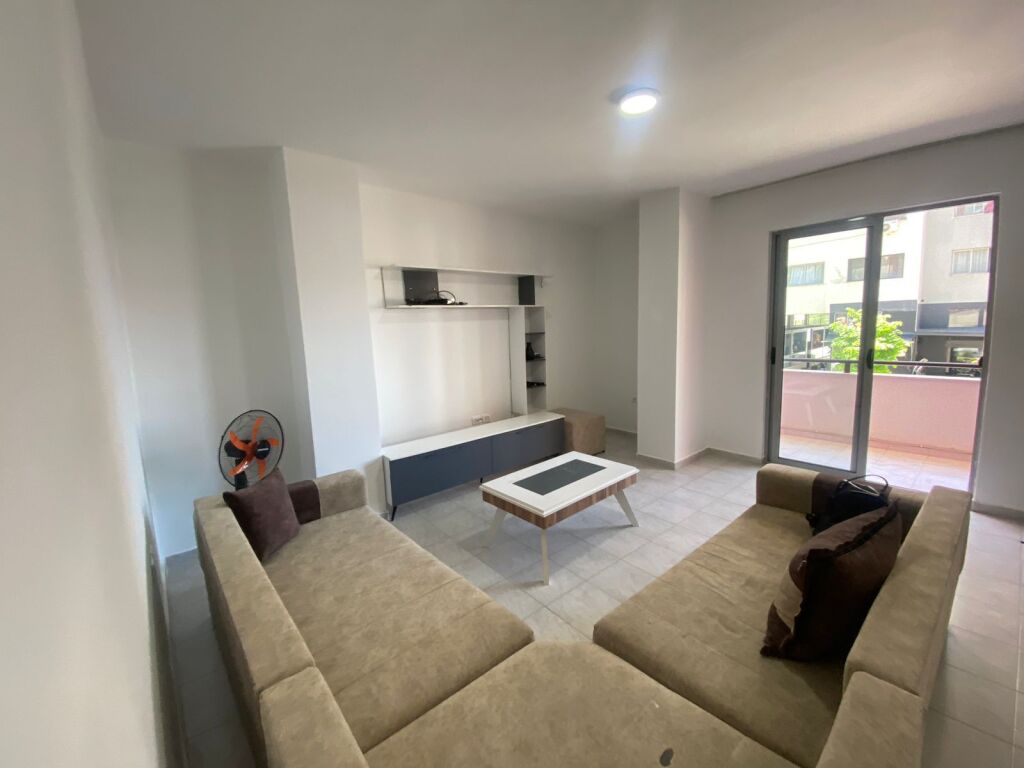 Appartamento 2+1+2 in vendita ad Astir – vicino al Viale Migjeni