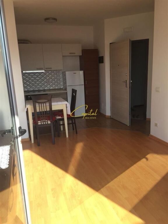 APARTAMENT ME QIRA 2+1 RRUGA XHANFIZE KEKO 50.000 LEKE