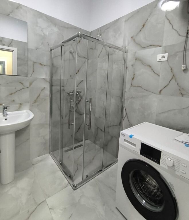Jepet me qira apartament 1+1 – Kompleksi Aura