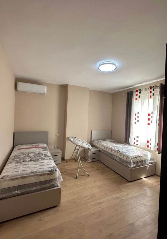 Jepet me qera apartament 2+1+2 ne Astir