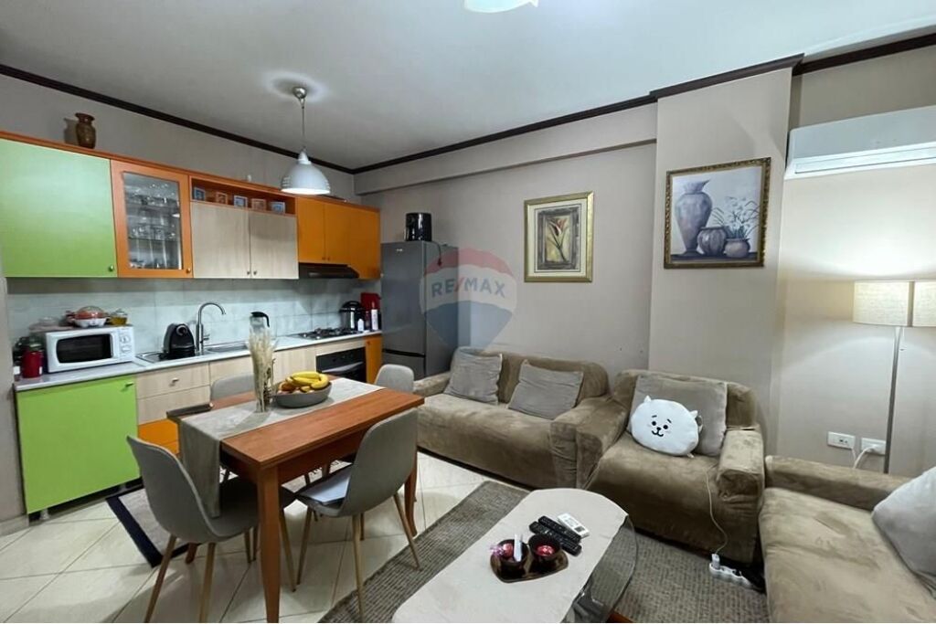 Esclusivo Appartamento in Vendita 2+1+2 Centro Kristal