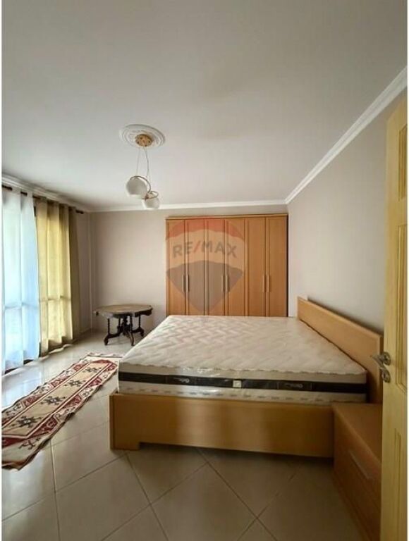 Jepet me qira apartament 2+1+2 te Kopshti Botanik 🏡