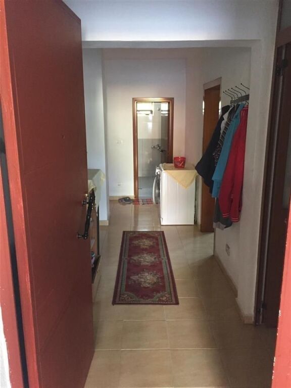 Nel Centro a Babrru Casa Arredata in Affitto