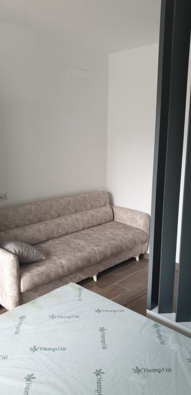 GARSIONERE  28000 LEKE.ASTIR