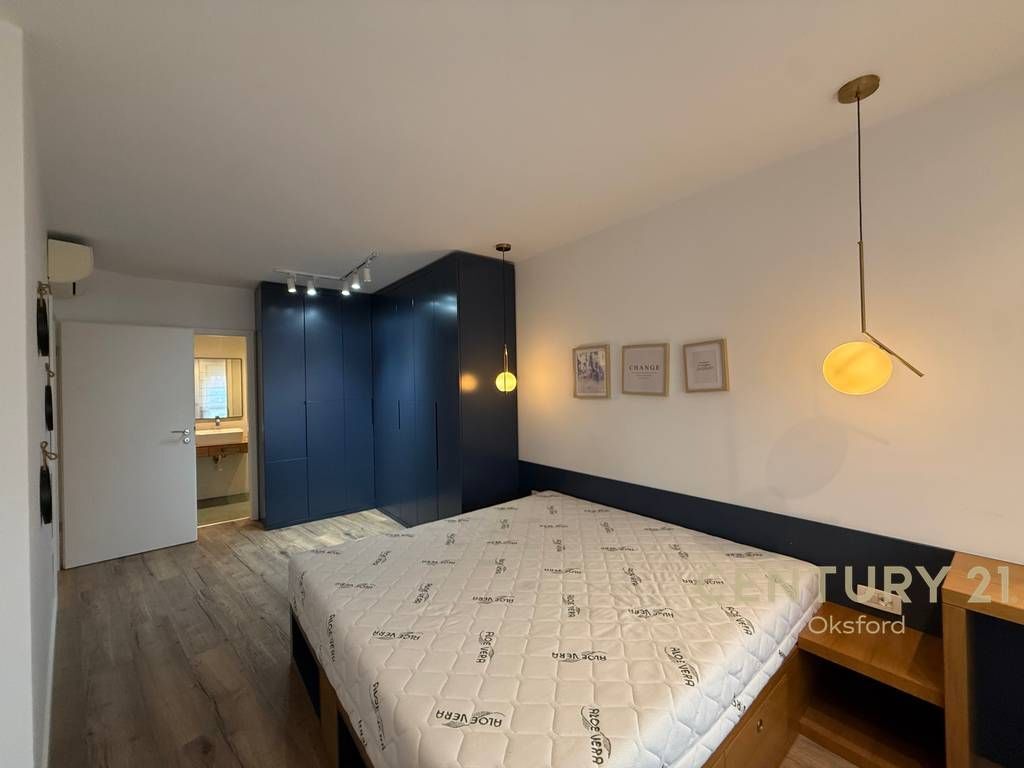 JEPET ME QIRA APARTAMENT 2+1+2 TEK KOMPLEKSI KONTAKT