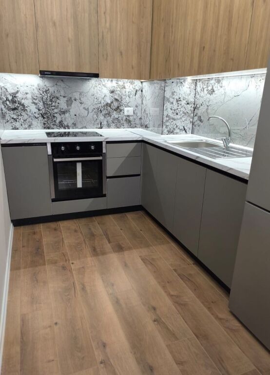 🏡 Jepet me qira apartament 1+1 te Kompleksi Aura, rruga Dritan Hoxha📍