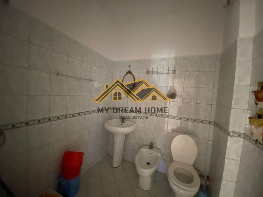 SHITET APARTAMENT 3+1+2 PAMJE DETI, RROTA KUQE PLAZH
