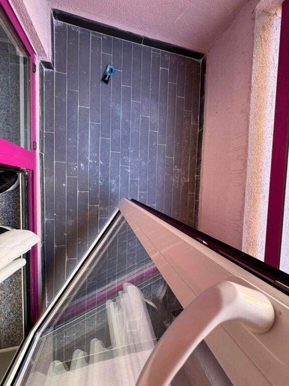 Shitet 1+1 📍 Kompleksi Mangalem💶 Çmimi: 125,000€