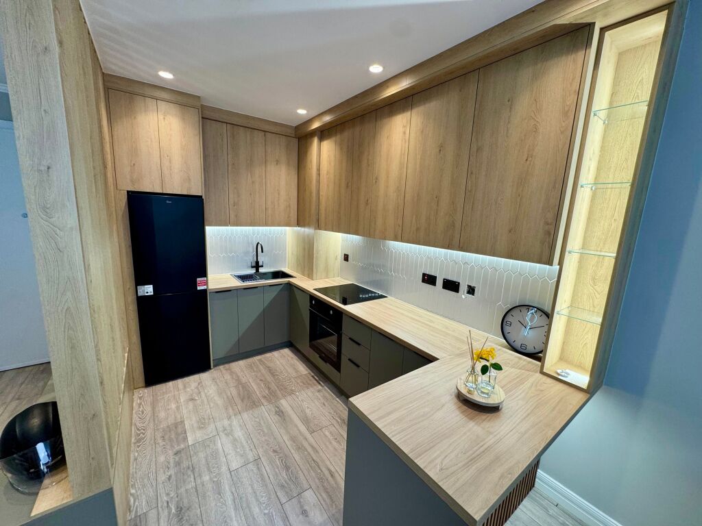 📣 SHITET SUPER Apartament 1+1 Me Parking 📍 Kompleksi Mangalem, Ali Dem ✨