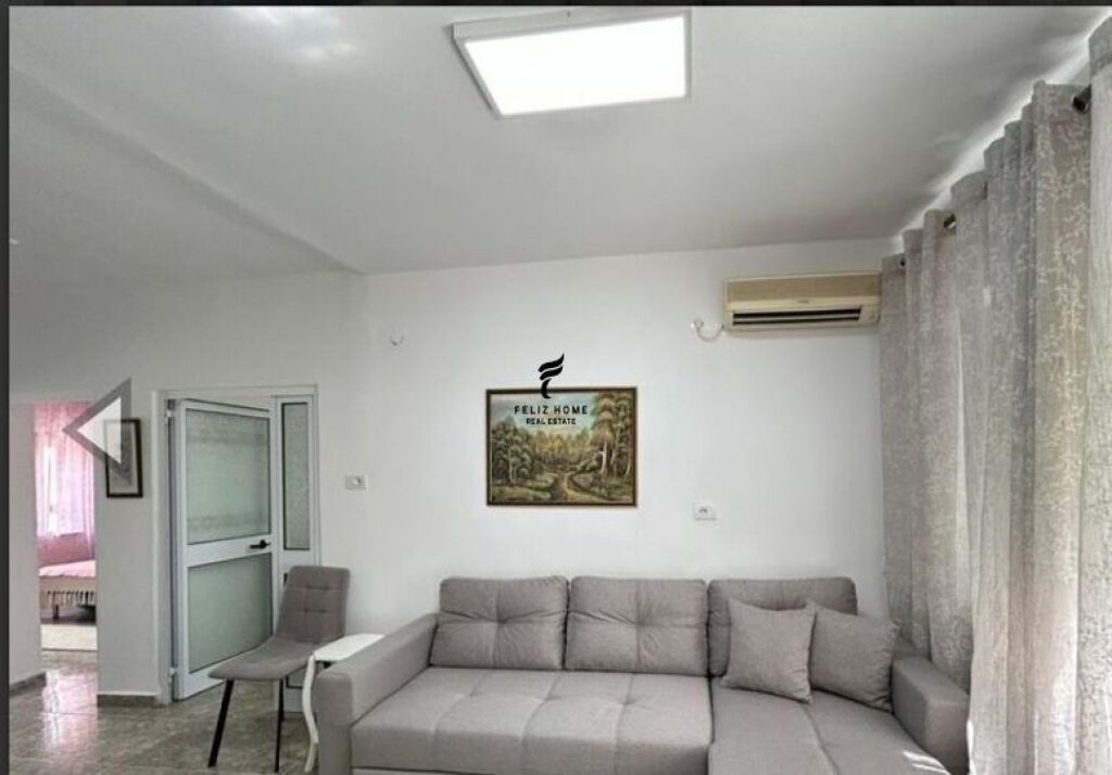 APARTAMENT ME QERA 2+1 RUGA E DIBRES 55.000 LEKE FH-72029