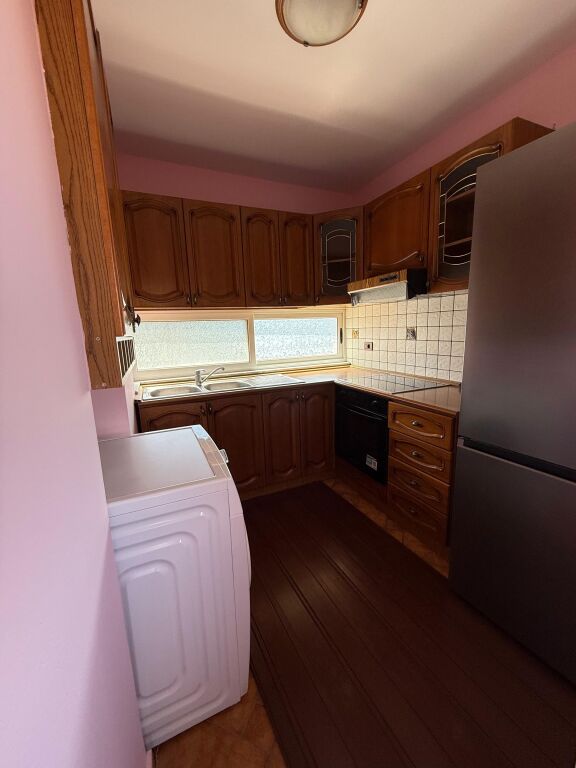 Apartament me qera 3+1 Xhamllik te Rosman Lala