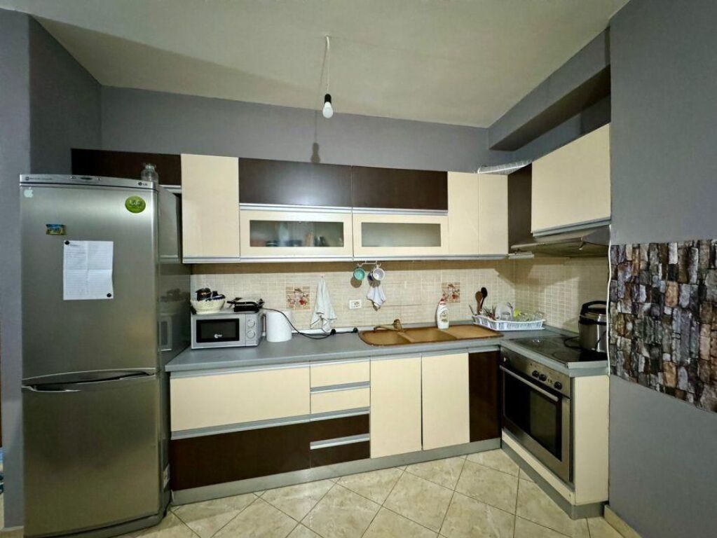 Appartamento 1+1 in vendita ad Astir vicino a Villa L