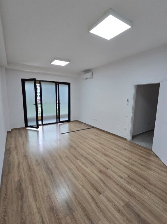 📣Jepet zyre me qira 2+1 te kompleksi Square 21!