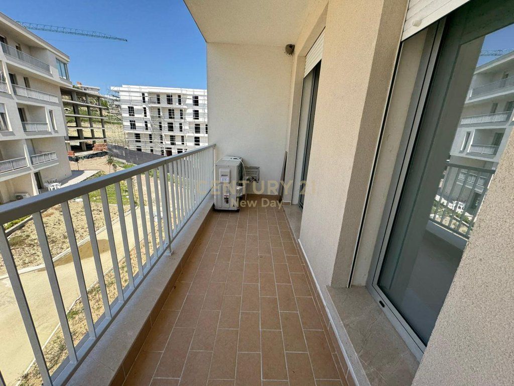 For Rent Apartment 2+1+2T Plus Parking Space in Dyrrakium Residence 1200€ | 100 m²